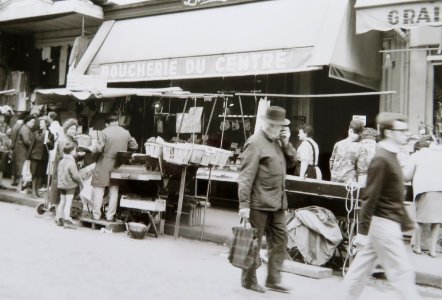 AIMG 5152 Paris 1966 Markt am Montmartre photo