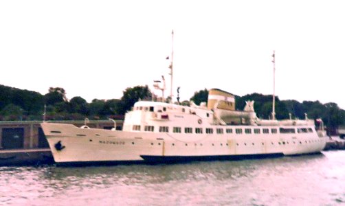 AIMG 5100 Schiff im Hafen von Kopenhagen 1973 photo