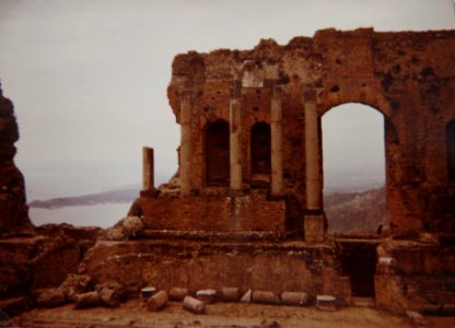 AIMG 5290 Taormina 1956 Ausgrabung