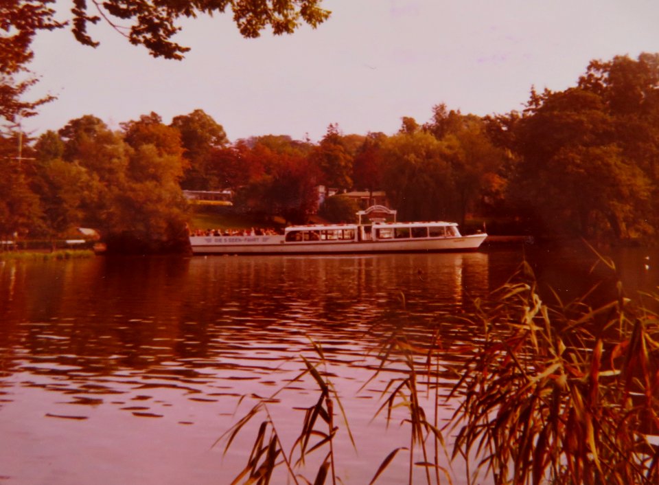 AIMG 5255 Malente Grenzmühlsee 1972 Schiff