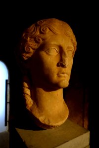 Agrippina the elder bust, c. 40 AD - Cryptoporticus of Aeminium - Museu Nacional de Machado de Castro - Coimbra, Portugal - DSC09865