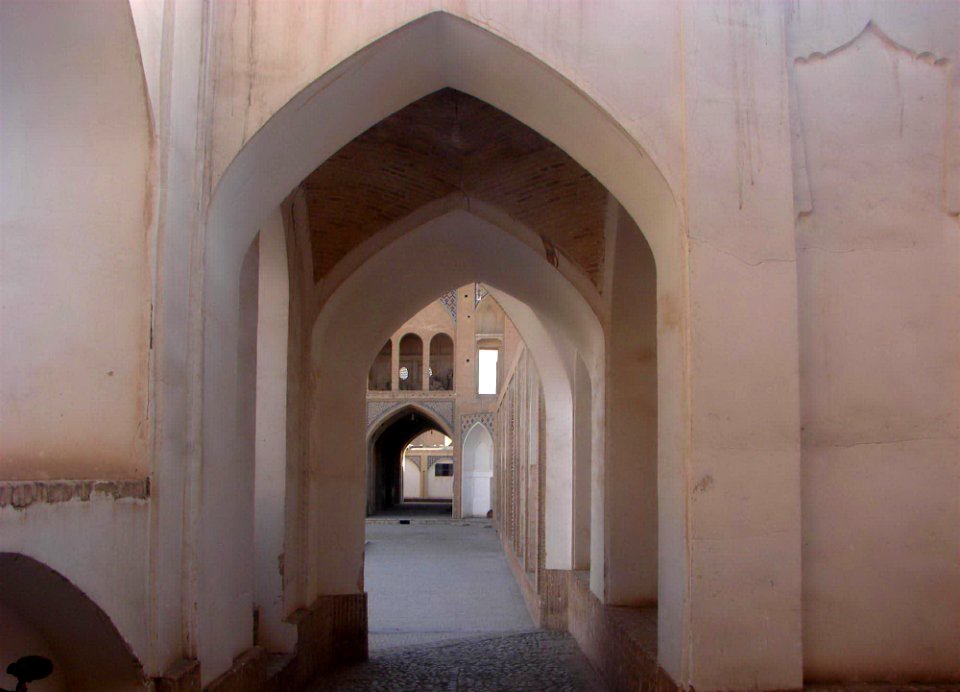 Agha Bozorg mosque - Kashan 06