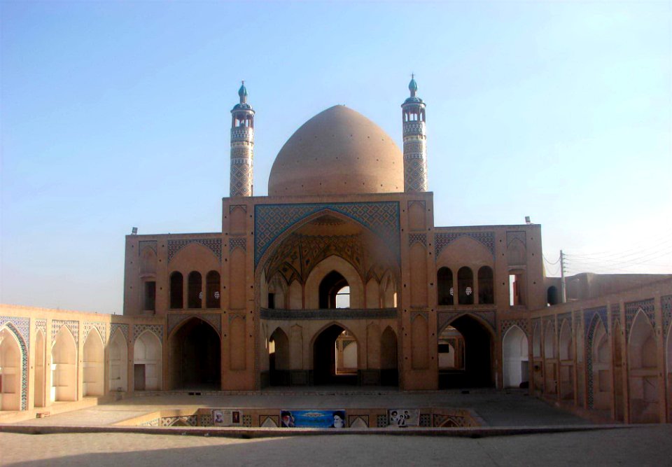 Agha Bozorg mosque - Kashan 04
