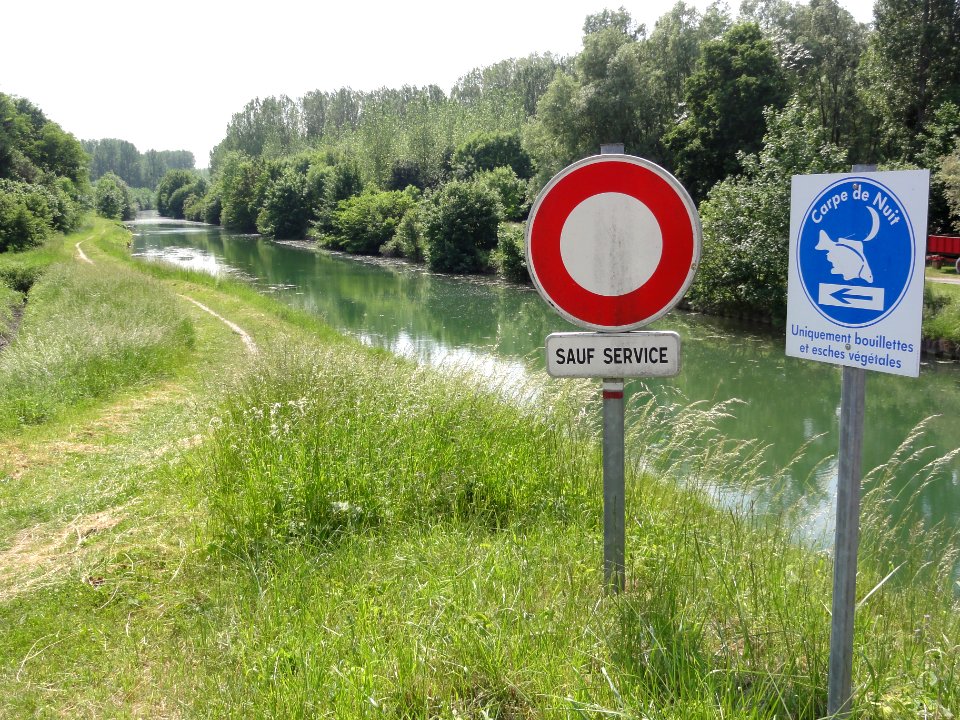 Aire (Ardennes) Canal des Ardennes