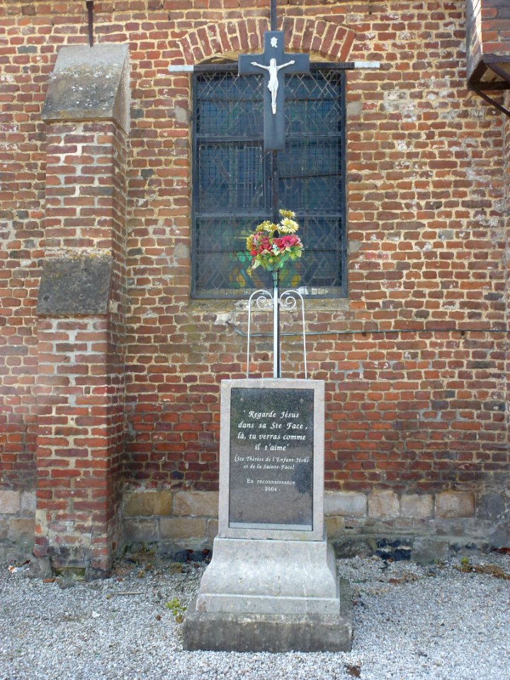 Aire-sur-la-Lys (Pas-de-Calais, Fr) croix de cimetière à Rincq