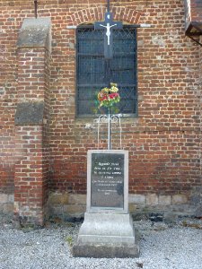 Aire-sur-la-Lys (Pas-de-Calais, Fr) croix de cimetière à Rincq