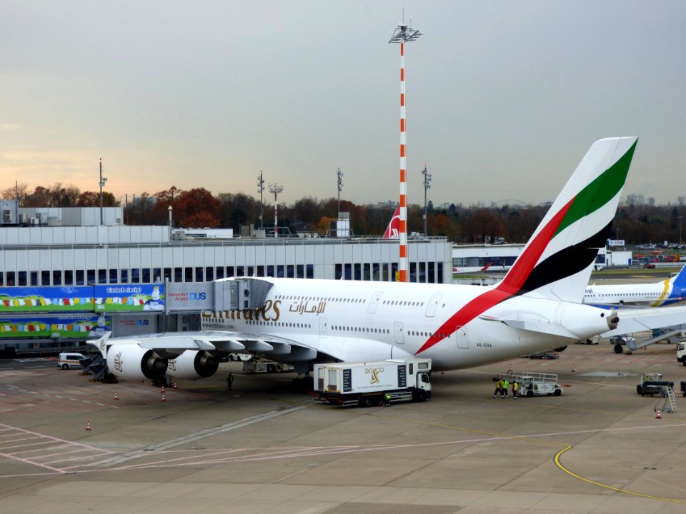 Airbus A380 A6-EOA (Emirates) Düsseldorf Airport