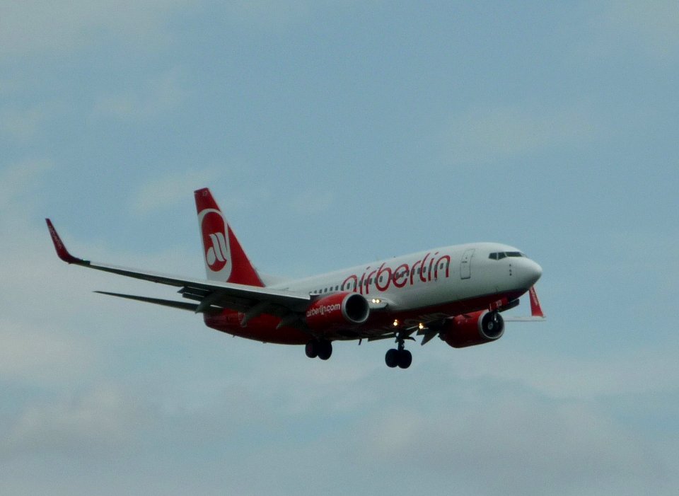 AirBerlin737-700txl