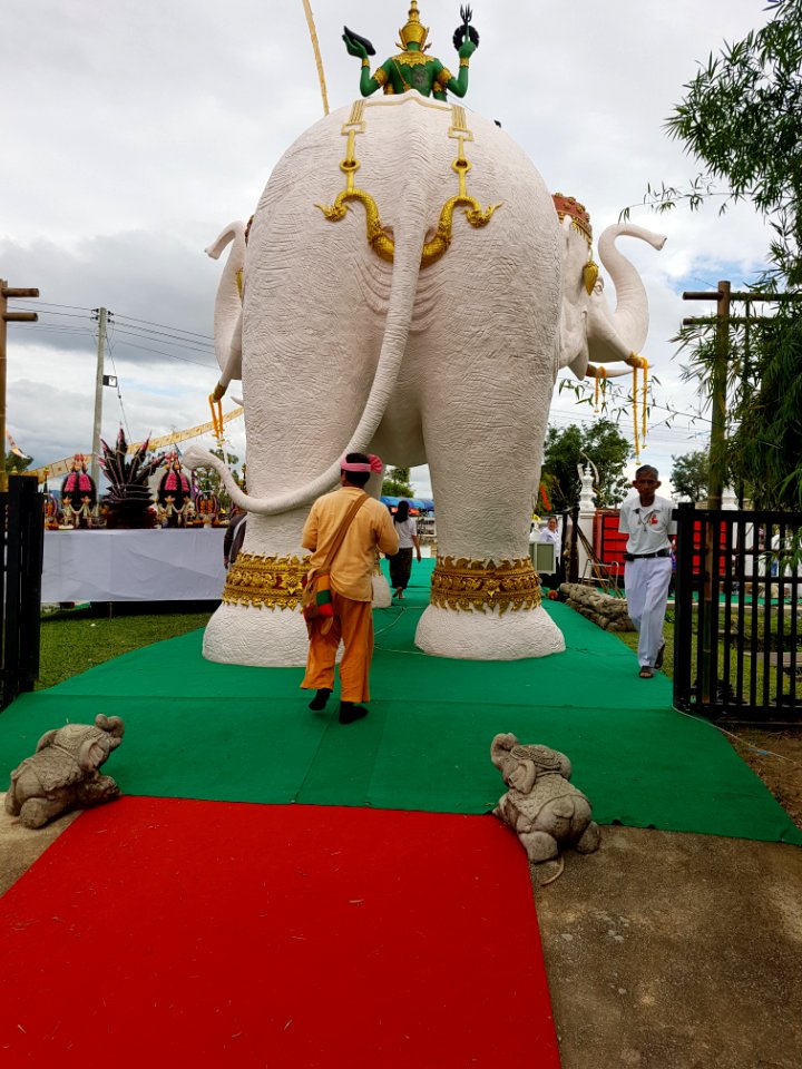 Airavata elephant - Wat Hiranyawat - Chiang Rai - 2017-01-02 - 002