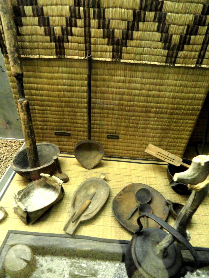 Ainu cooking utensils - AMNH - DSC06250