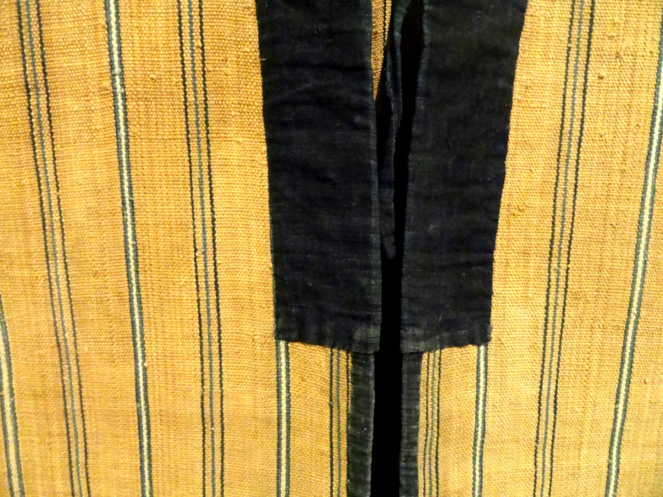 Ainu clothing - Royal Ontario Museum - DSC09575