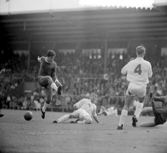 Ajax tegen Go Ahead 4-1, spelmomenten, Bestanddeelnr 916-7997