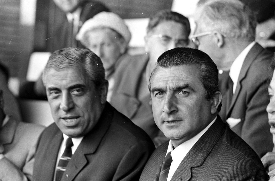 Ajax tegen Go Ahead 2-0. Real Madrid trainer Miguel Munoz (rechts), voorzitter v, Bestanddeelnr 920-5948