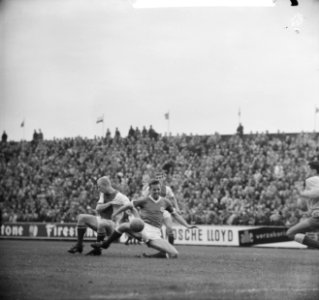 Ajax tegen GVAV 0-0, ( H Groot in een spelmoment), Bestanddeelnr 914-3580