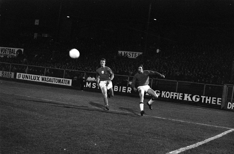 Ajax tegen GVAV 3-0., Bestanddeelnr 923-3808