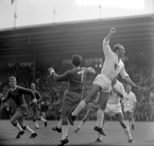 Ajax tegen Go Ahead 4-1, spelmomenten, Bestanddeelnr 916-7999