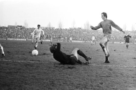 Ajax tegen NEC 4-1 Cruijff in aktie, Bestanddeelnr 924-1593