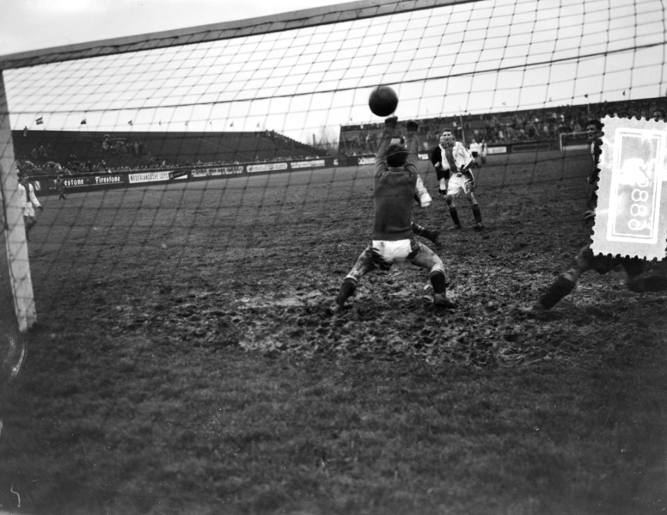 Ajax tegen Be Quick , spelmoment, Bestanddeelnr 906-8893