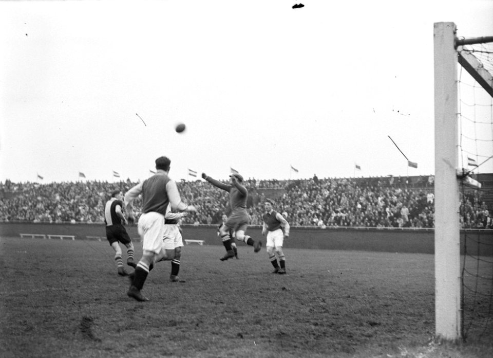 Ajax tegen het Gooi 4-2, Bestanddeelnr 902-5176