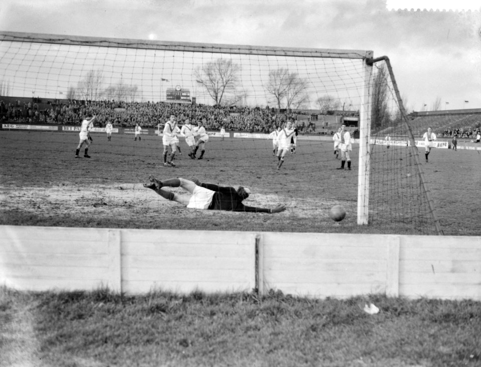 Ajax tegen JOS om de KNVB beker, Bestanddeelnr 910-0699