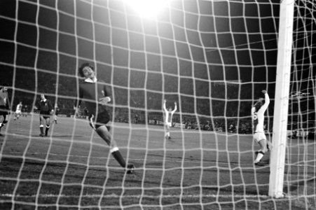 Ajax tegen Independiente 3-0, tweede wedstrijd voor wereldbeker, Johnny Rep scoo, Bestanddeelnr 925-9141