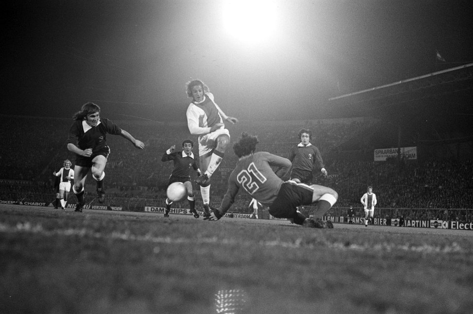 Ajax tegen Independiente 3-0, tweede wedstrijd voor wereldbeker, Johan Neeskens , Bestanddeelnr 925-9134
