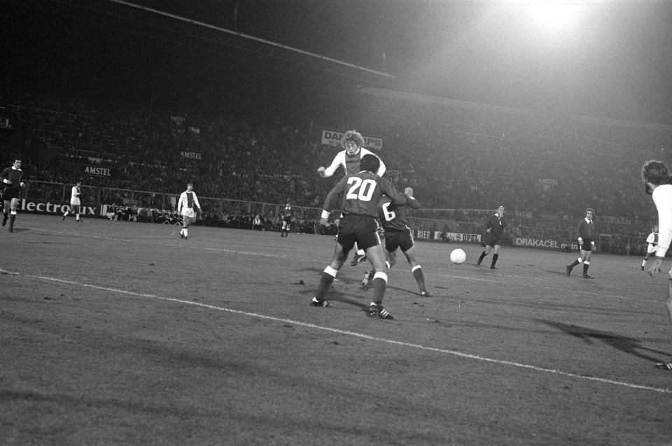 Ajax tegen Independiente 3-0, tweede wedstrijd voor wereldbeker, aanval Ajax, Bestanddeelnr 925-9153