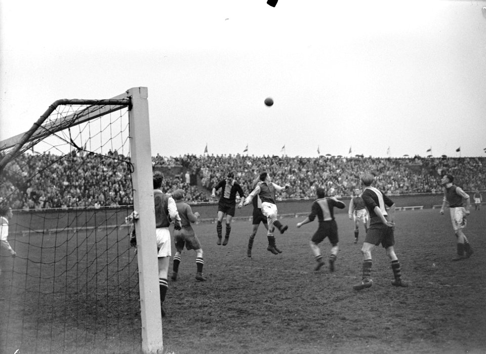 Ajax tegen het Gooi 4-2, Bestanddeelnr 902-5174