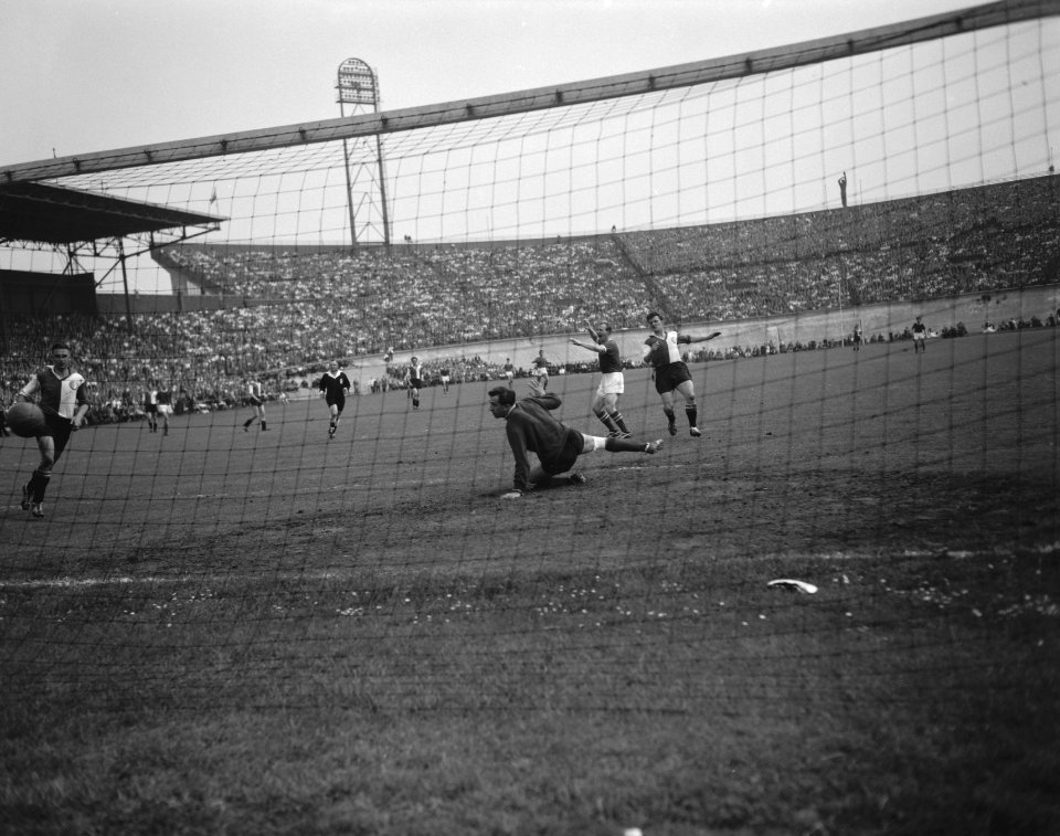 Ajax tegen Feyenoord 5-1, Ajax kampioen, Bestanddeelnr 911-2814