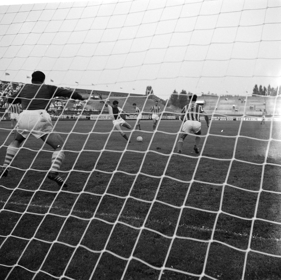 Ajax tegen FC Zurich, Bestanddeelnr 912-6870