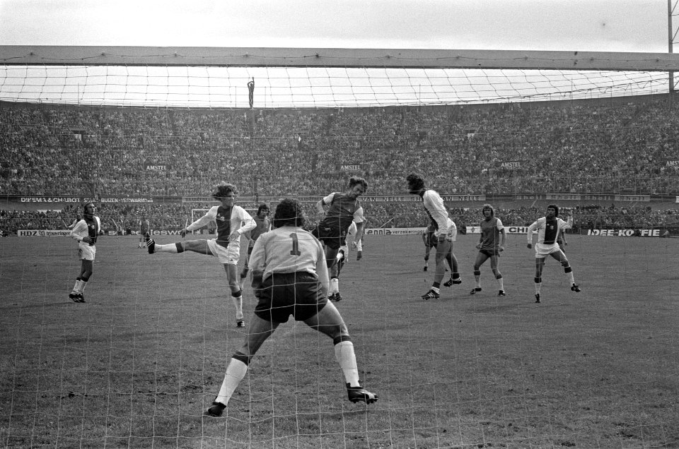Ajax tegen Feyenoord 2-1, Bestanddeelnr 926-7007