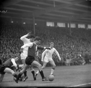 Ajax tegen Feyenoord 1-1, spelmoment vlnr Klaassens, Swart, Veldhoen en Keiz, Bestanddeelnr 916-0559