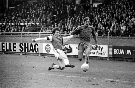 Ajax tegen FC Twente 3-0. Johan Cruijff, Bestanddeelnr 923-4053