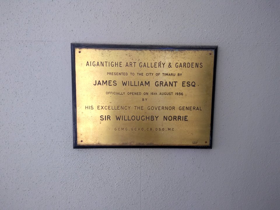Aigantighe Art Gallery - 12 - House - Porch - Plaque