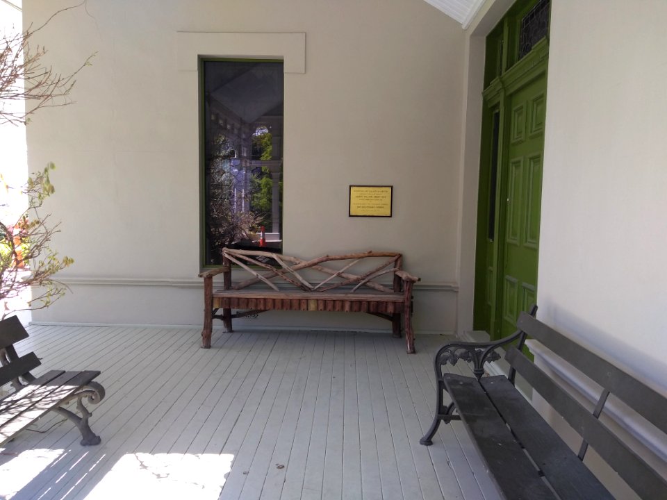 Aigantighe Art Gallery - 10 - House - Porch seating