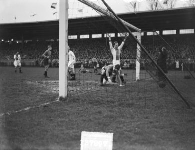 Ajax tegen Edo 3-0 doelpunt, Bestanddeelnr 903-7897