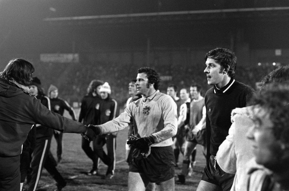 Ajax tegen Feyenoord, Stuy (l) en Reitsma (r), Bestanddeelnr 926-2590
