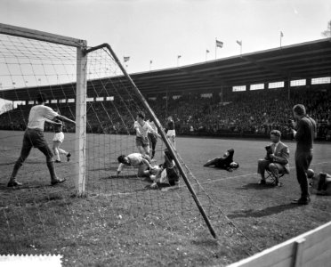 Ajax tegen Elinkwijk 1-1, Bestanddeelnr 911-2330