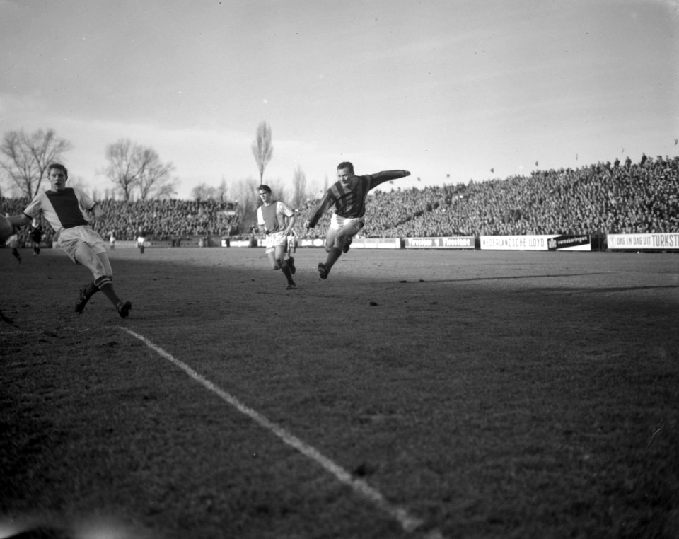 Ajax tegen DWS 8-0 Spelmoment, Bestanddeelnr 913-4518