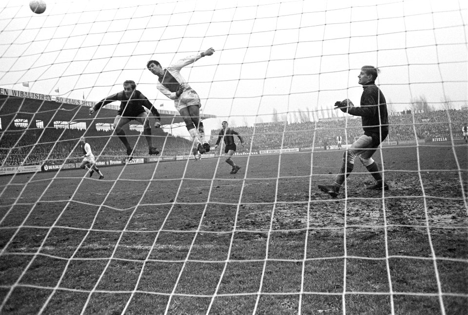 Ajax tegen DWS 3-2, spelmomenten, Bestanddeelnr 921-0470