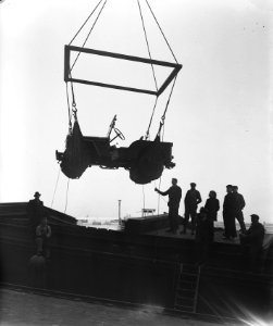 Aankomst jeeps Amsterdam, Bestanddeelnr 902-0858