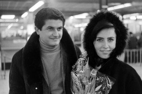 Aankomst Janine Magnan (franse actrice) en echtgenote Claude Lelouch (regisseur), Bestanddeelnr 918-7328