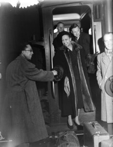 Aankomst Josephine Baker Rotterdam, Bestanddeelnr 903-8559