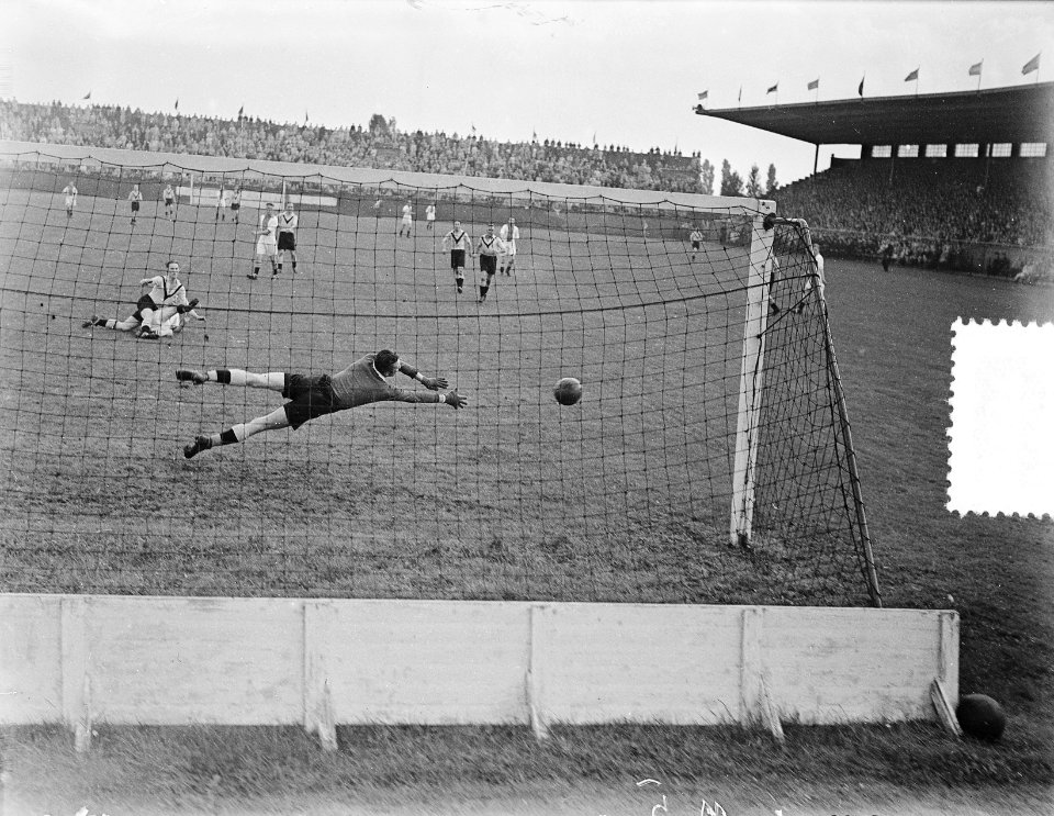 Ajax tegen DOS 3-2, Bestanddeelnr 904-7431