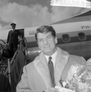 Aankomst Jean Marais op Schiphol,, Bestanddeelnr 917-6464