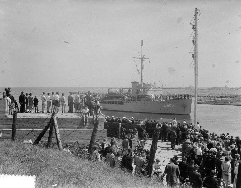 Aankomst Hr. Ms. Jan van Brakel Den Helder, Bestanddeelnr 904-6858