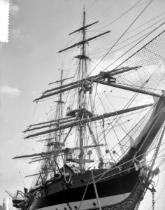 Aankomst Italiaans marinezeilopleidingsschip in Amsterdam, Bestanddeelnr 910-6923