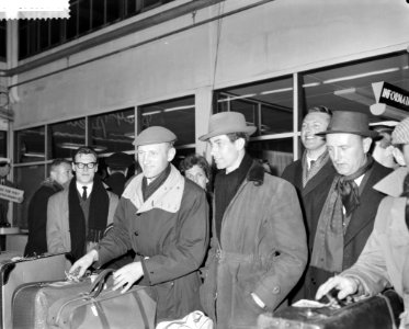 Aankomst Jan Pesman op Schiphol, Bestanddeelnr 911-0099