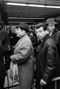 Aankomst Dukla Praag op Schiphol, kijkend in de camera Josef Masopust, rechts tr, Bestanddeelnr 920-1173