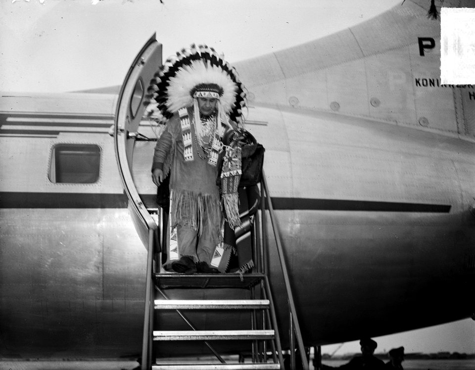Aankomst Indianenopperhoofd Ozenonton (Schiphol), Bestanddeelnr 903-3692